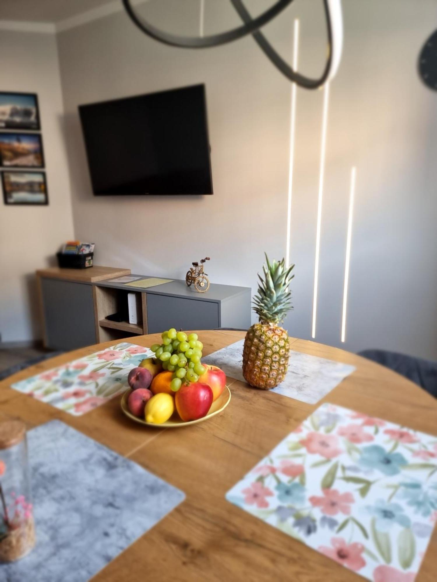 Apartament Lux Lemon Jelenia Góra Exteriör bild
