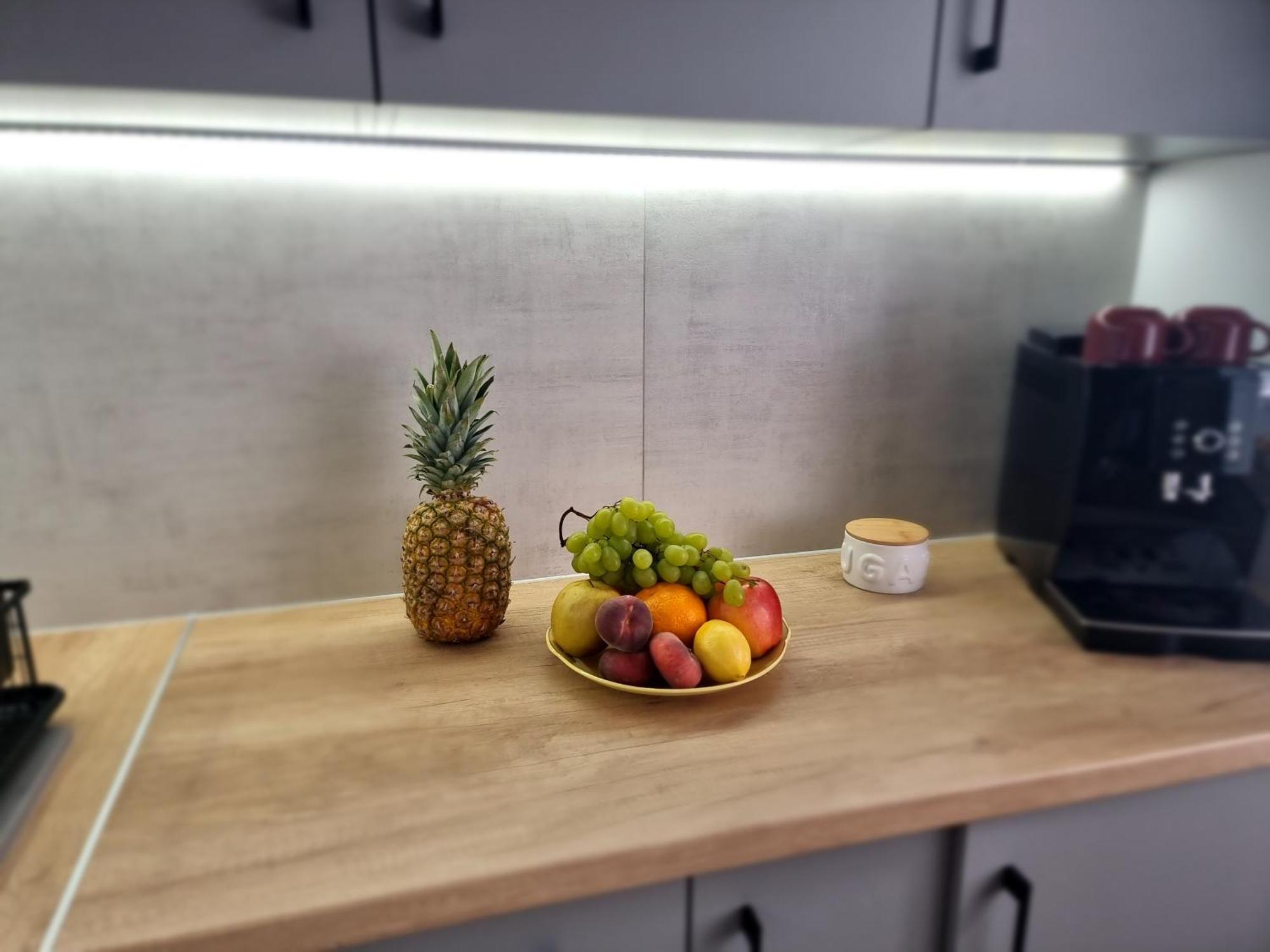 Apartament Lux Lemon Jelenia Góra Exteriör bild