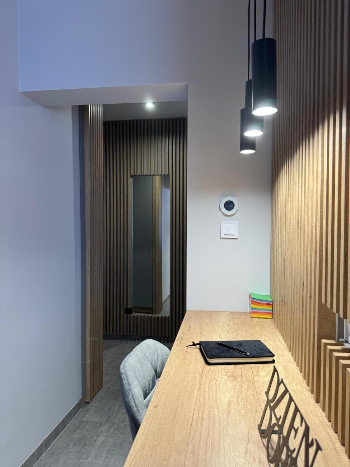 Apartament Lux Lemon Jelenia Góra Exteriör bild